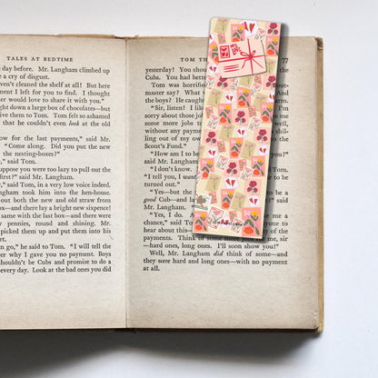 LOVE LETTER | Bookmark | Book Lovers | BookTok | Bookstagram | Stocking Stuffers | Reading Gifts | Book Clubs